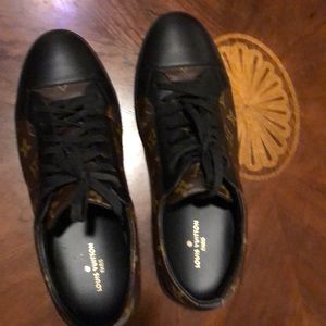 COPY - LOUIS VUITTON MONOGRAM SNEAKER